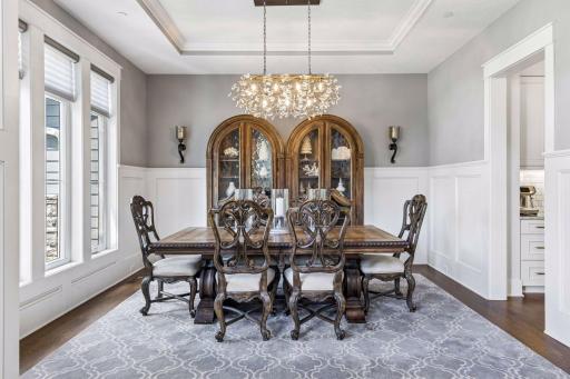 736 Woodland Hill Court, Medina, MN 55340