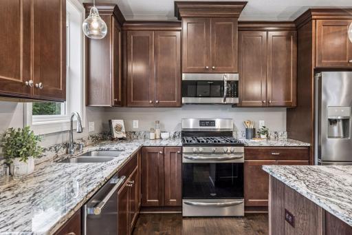 14080 Burgundy Court, Rosemount, MN 55068