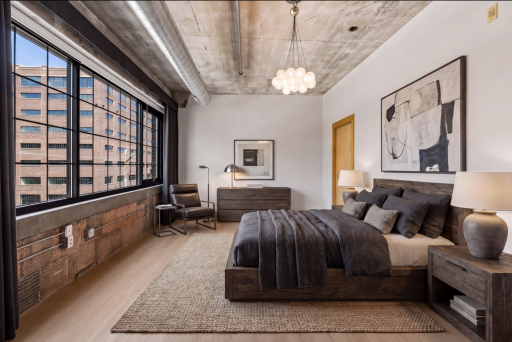 Virutal staging of Primary Bedroom showing the expansive space