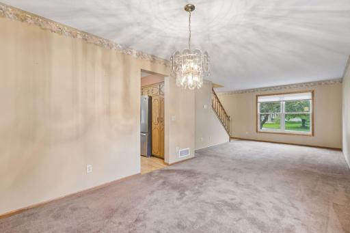 9119 Nantwick Ridge, Brooklyn Park, MN 55443