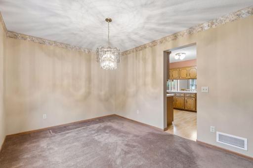 9119 Nantwick Ridge, Brooklyn Park, MN 55443