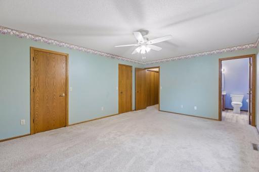 9119 Nantwick Ridge, Brooklyn Park, MN 55443