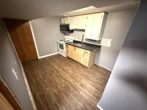 Kitchen_Basement.jpeg