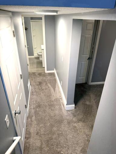 Hallway_Basement.jpeg