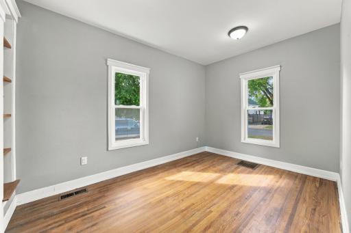 1017 3rd Avenue N, Moorhead, MN 56560