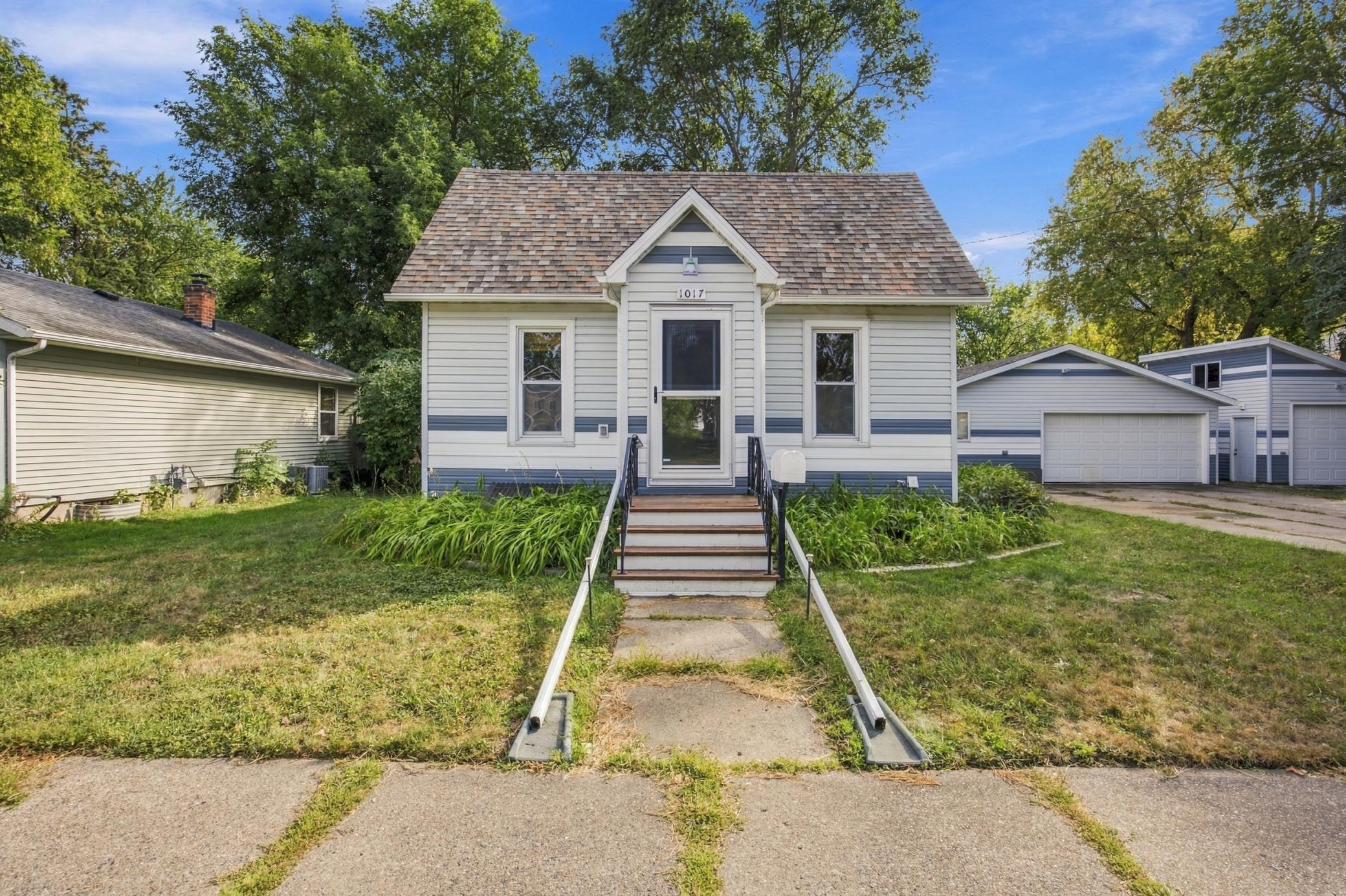 Property photo for 1017 3rd Avenue N, Moorhead, MN 56560