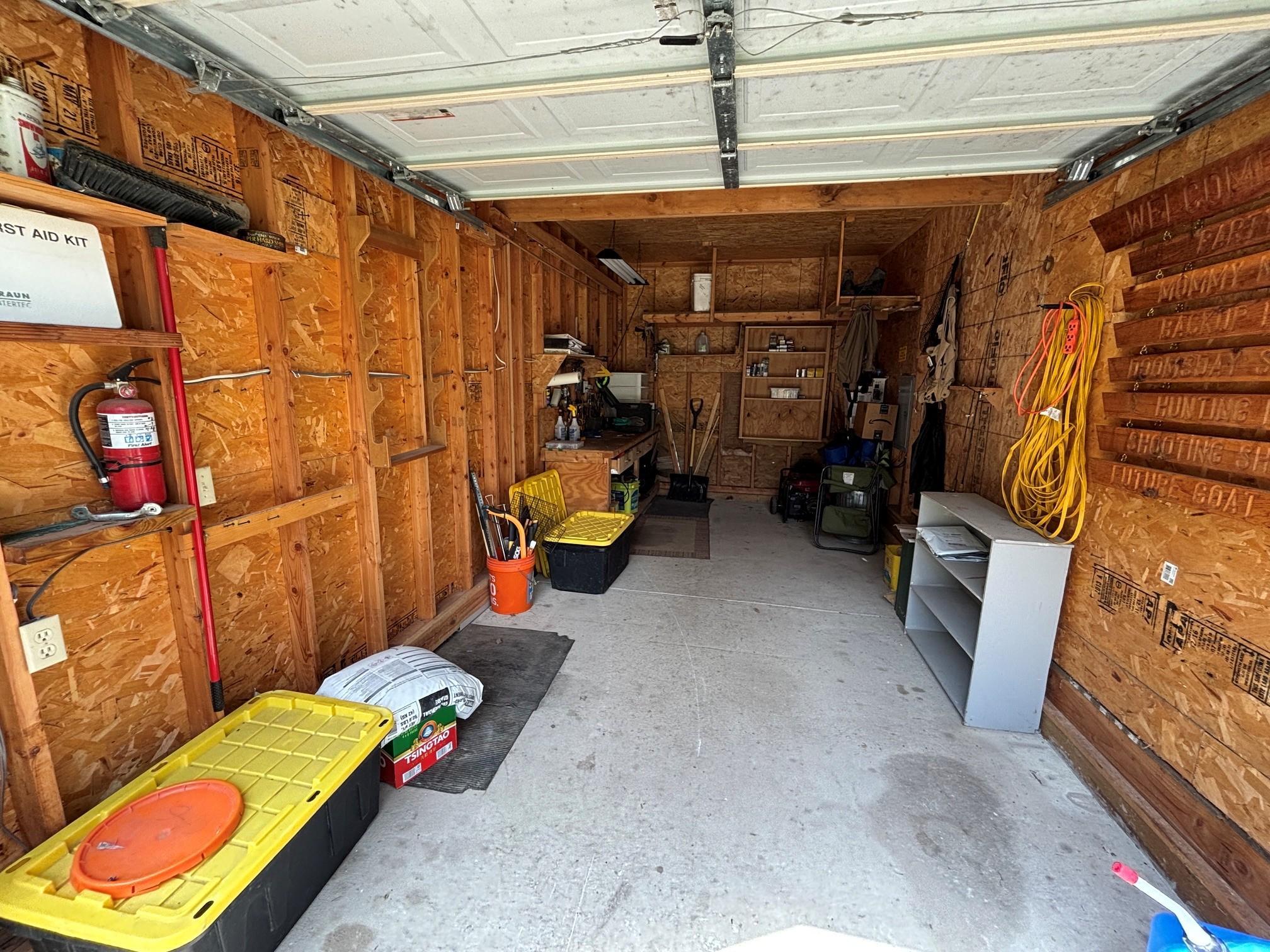 attached garage.jpg