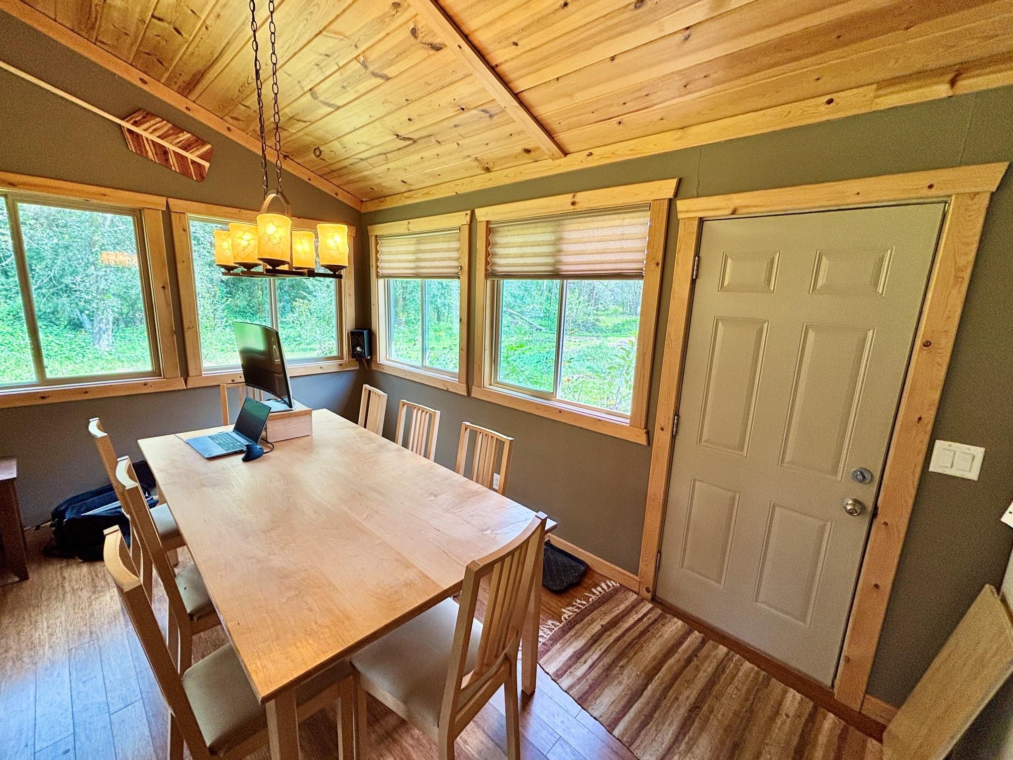dining table.jpg