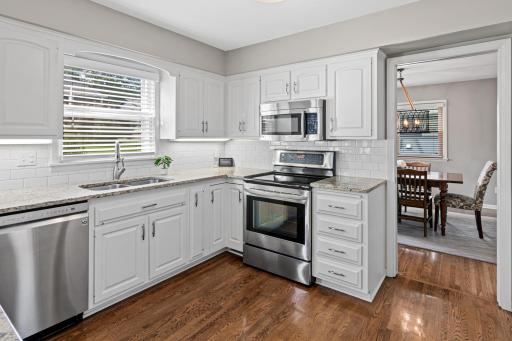 Beautiful Refreshed Kitchen!