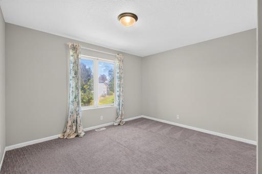 6206 106th Avenue N, Brooklyn Park, MN 55443