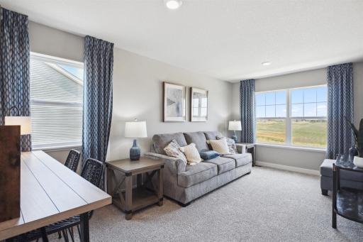 Welcome to the Henley by DR Horton located in Highview Park in Shakopee.