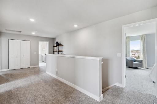 Welcome to the Henley by DR Horton located in Highview Park in Shakopee.