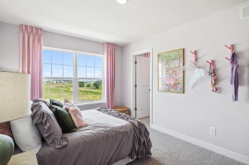 Welcome to the Henley by DR Horton located in Highview Park in Shakopee.