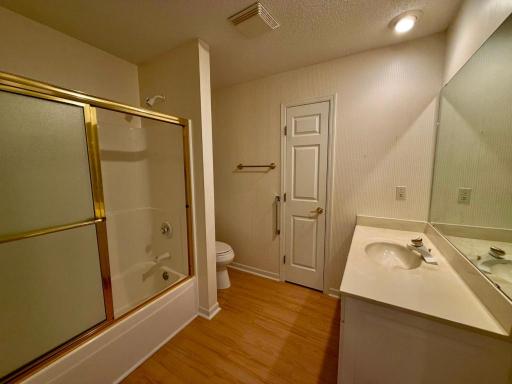 13040 Evergreen Drive, Lindstrom, MN 55045