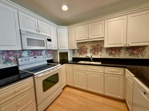 13040 Evergreen Drive, Lindstrom, MN 55045