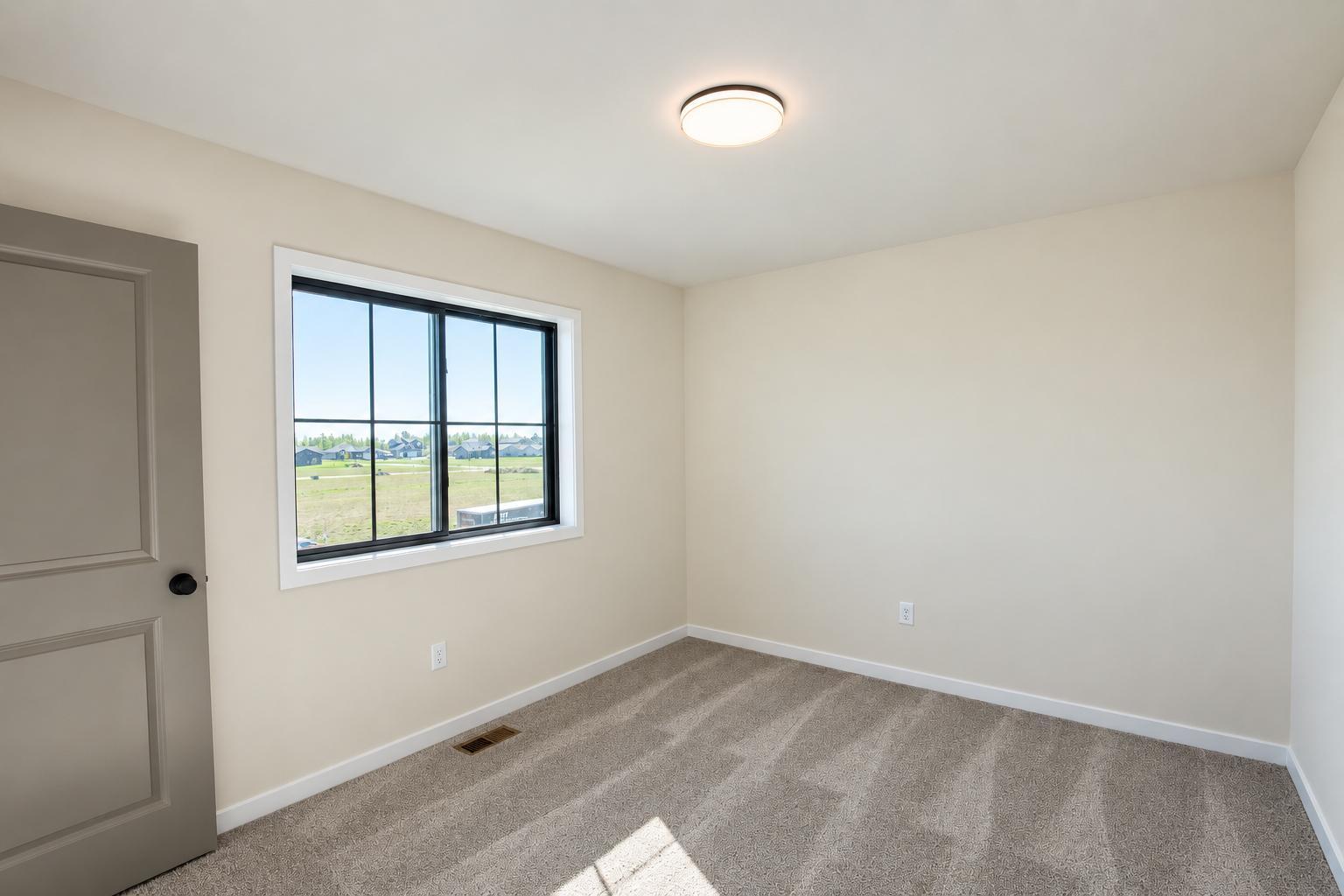 Bedroom 5.jpg
