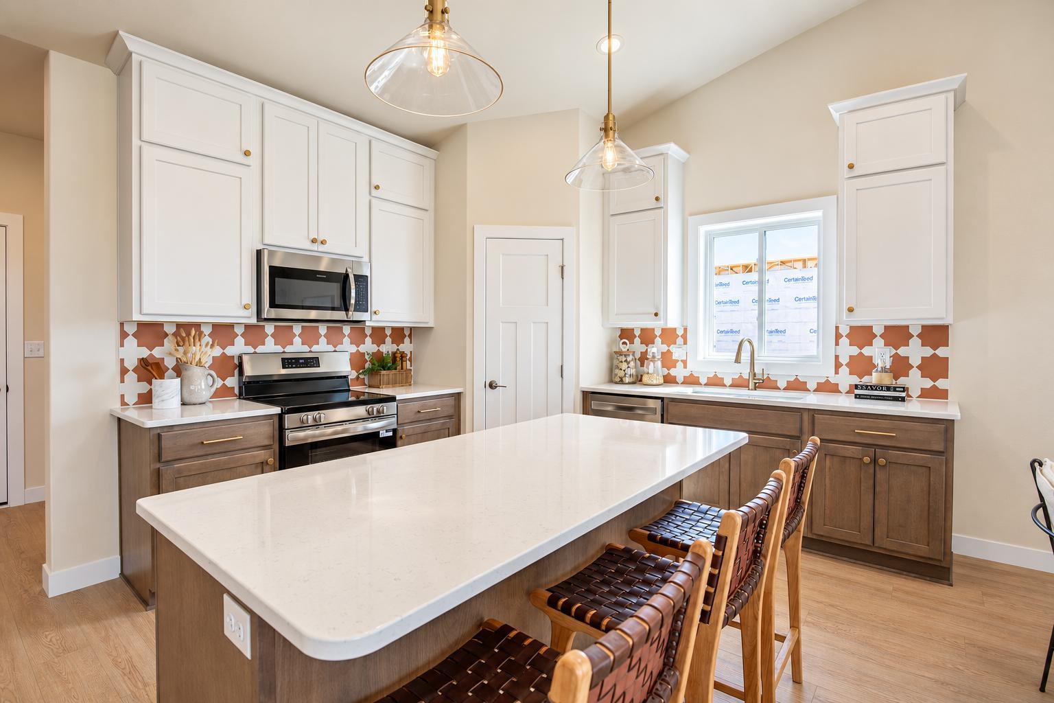 Kitchen3_10235.jpg