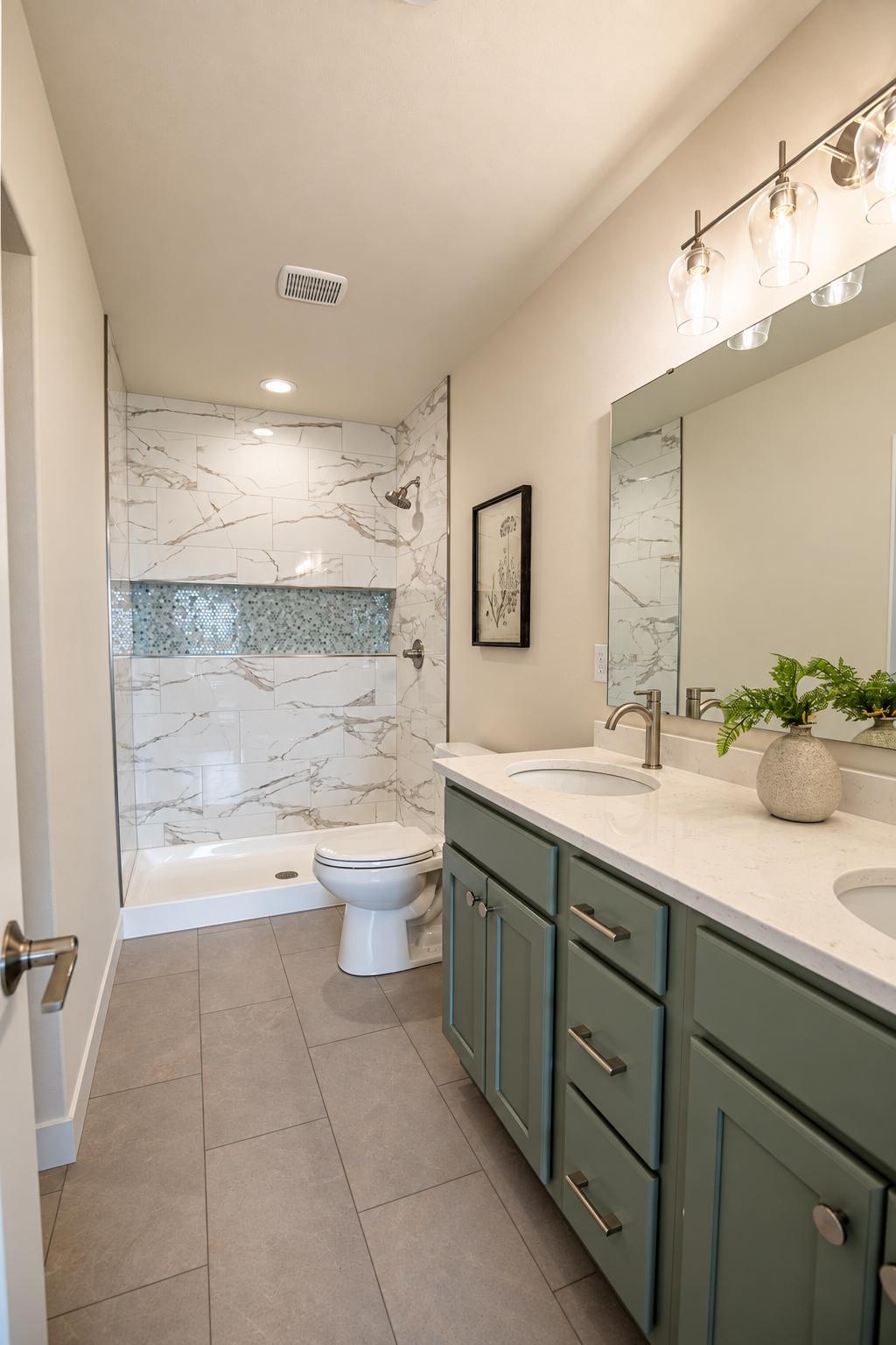 Primary_Bath1_10235.jpg