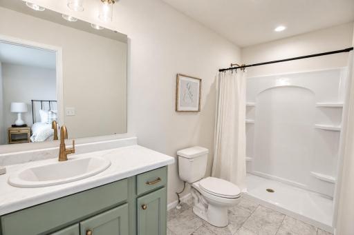 Master Bath_315.jpg