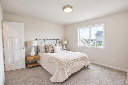 Master Bed_315.jpg