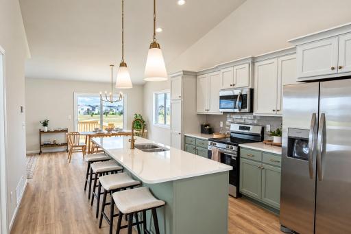 Kitchen2_315.jpg