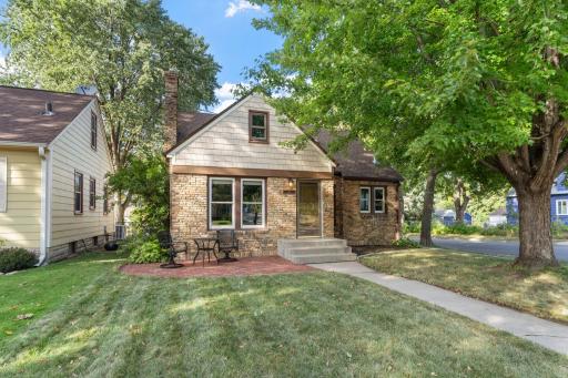 1161 Van Buren Avenue, Saint Paul, MN 55104