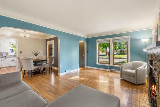 Charming moulding and arches