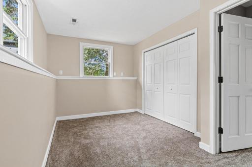 1355 Eide Circle, Arden Hills, MN 55112