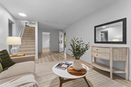 35-web-or-mls-3818 W 103rd St-195.jpg