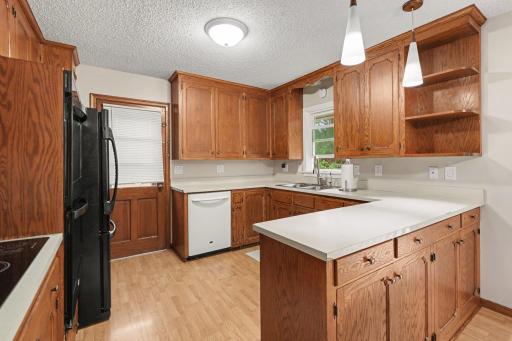 2728 119th Avenue NW, Coon Rapids, MN 55433