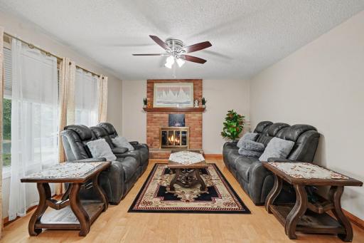 2728 119th Avenue NW, Coon Rapids, MN 55433