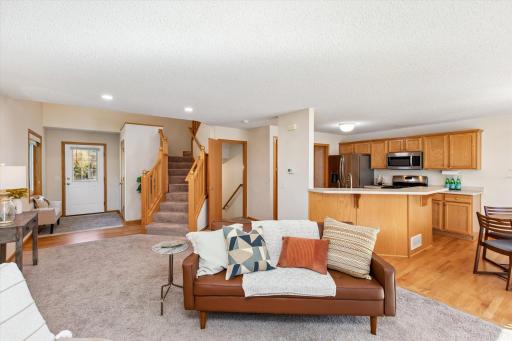 1783 Talon Trail, Eagan, MN 55122