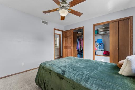 615 7th Avenue NE, Stewartville, MN 55976