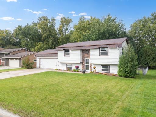615 7th Avenue NE, Stewartville, MN 55976