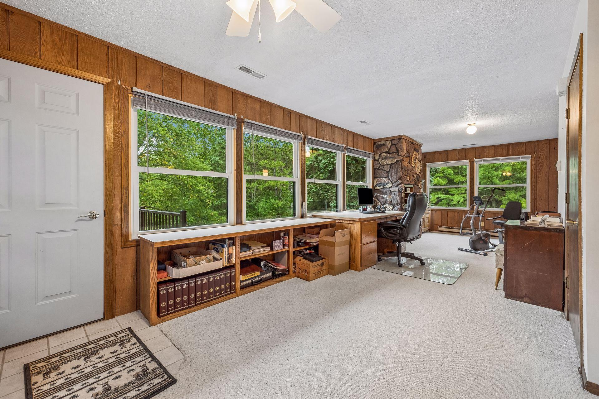 Guest Suite- Living Room