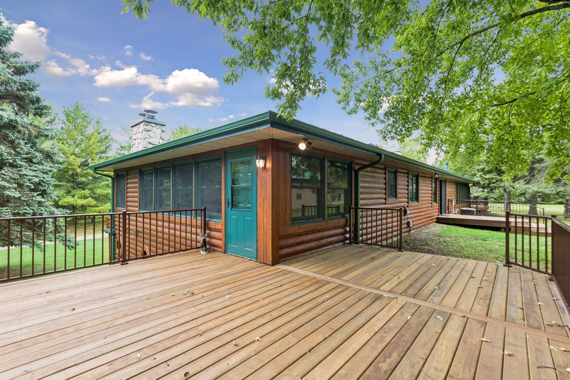 Guest Suite Entrance/Deck