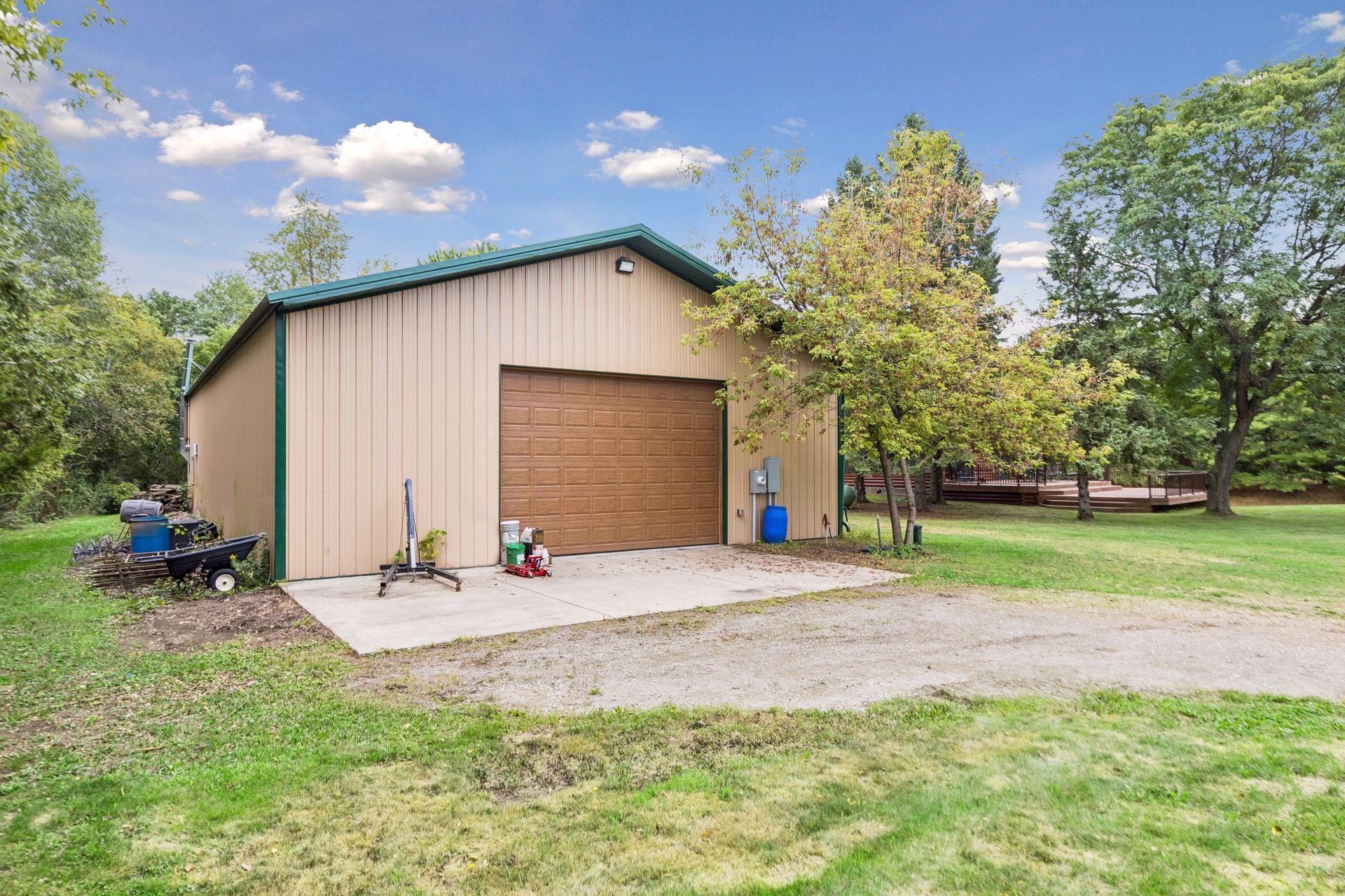 Pole Shed