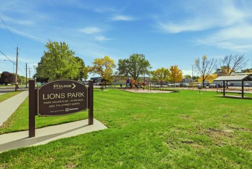 2907 7th Street N, Saint Cloud, MN 56303
