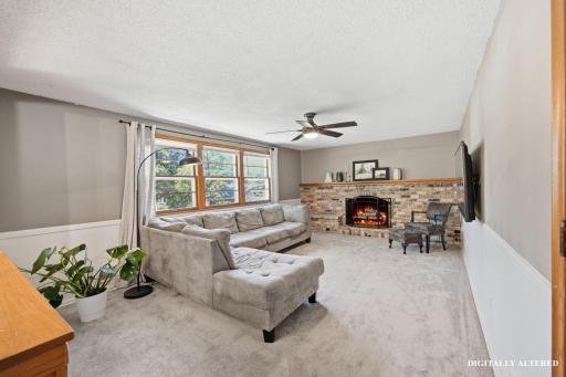 4725 Winnetka Avenue N, New Hope, MN 55428