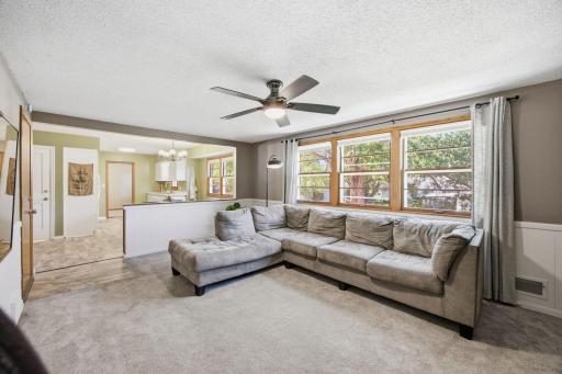 4725 Winnetka Avenue N, New Hope, MN 55428