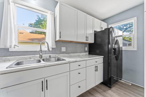 1202 11th Street NW, Austin, MN 55912
