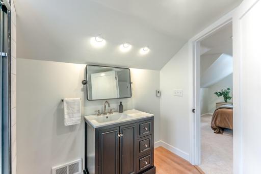 5012 15th Avenue S, Minneapolis, MN 55417