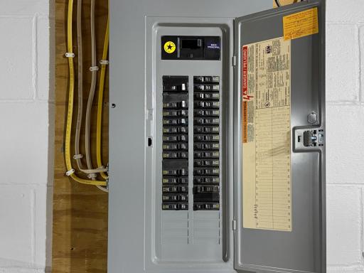 26ae00fb9a982f5cc3f640f6393a71ca865fd71f.jpg