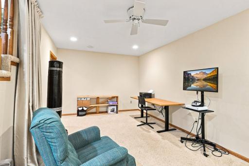 802 Saint Lawrence Drive, Northfield, MN 55057