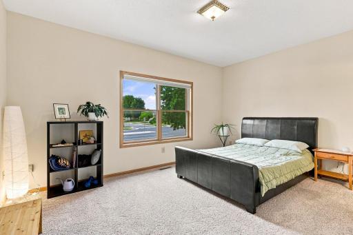 802 Saint Lawrence Drive, Northfield, MN 55057