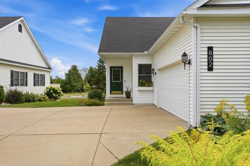 802 Saint Lawrence Drive, Northfield, MN 55057