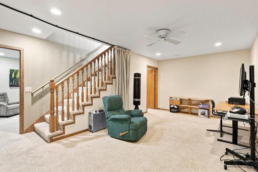 802 Saint Lawrence Drive, Northfield, MN 55057