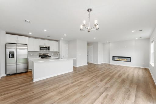 1055 Adamstown Drive, Rosemount, MN 55068