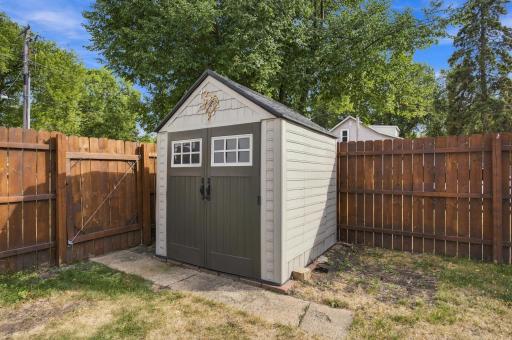601 11th Street N, Moorhead, MN 56560