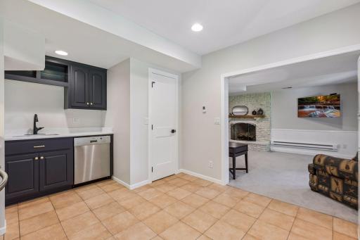 7505 Hyde Park Drive, Edina, MN 55439
